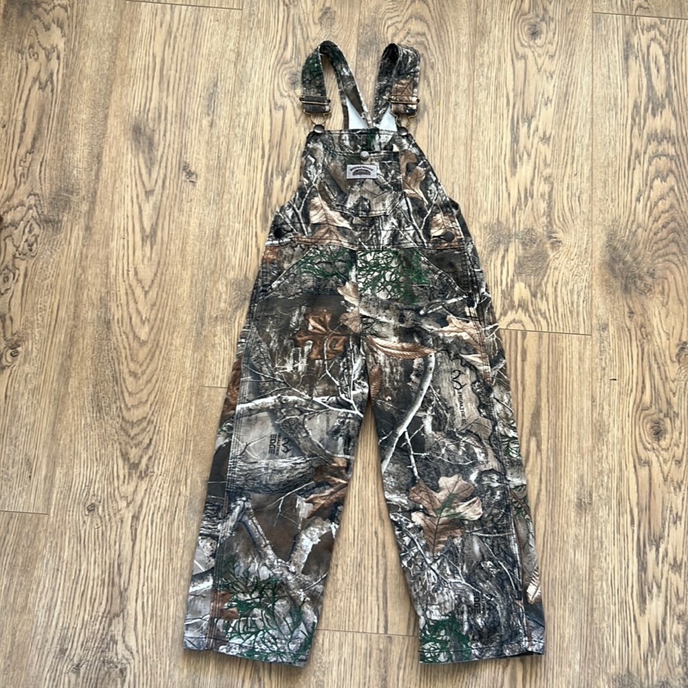 Boys size 5 Roundhouse camo overalls